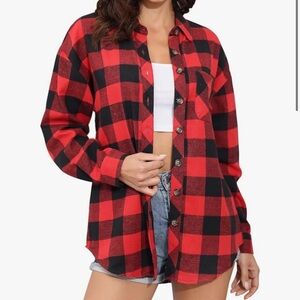 Woman size medium flannel top red and black